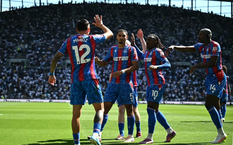 Soi Kèo Crystal Palace Vs Rayo Vallecano 02h00 28/05 - Conference League Crystal Palace bung sức đối đầu với Rayo Vallecano